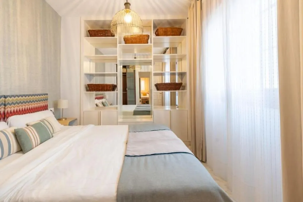 Ac Apartamento Familiar Fantastica Localizacion Sevilla Apartman